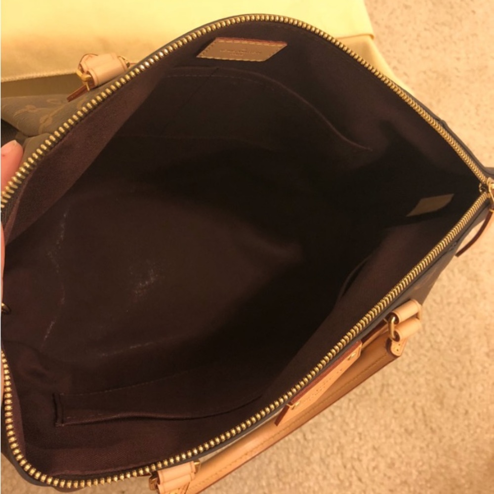 Louis Vuitton Turenne Handbag Monogram
Canvas PM